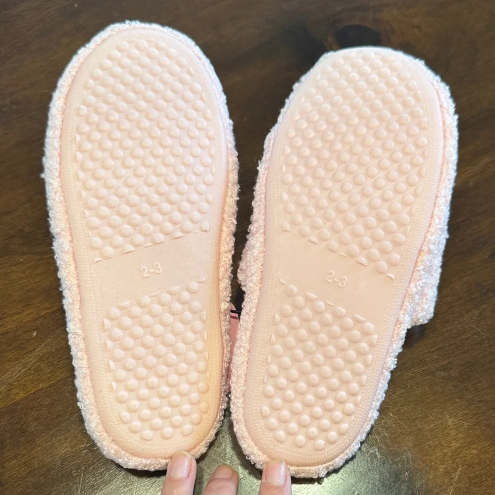 Sanrio Hello Kitty Pink Kids Slippers